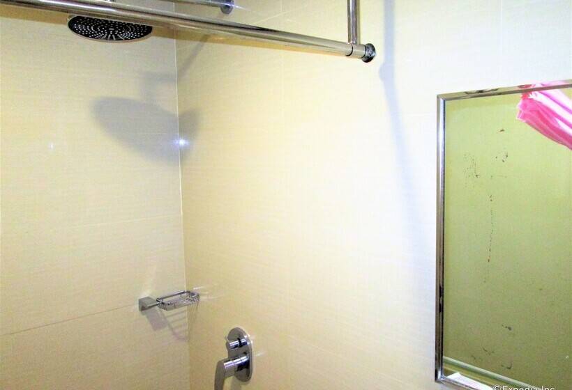 ホテル Marianne Suites