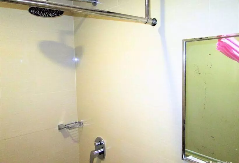 Hotel Marianne Suites