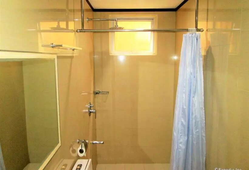 Hotel Marianne Suites