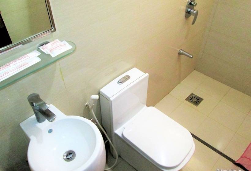 ホテル Marianne Suites