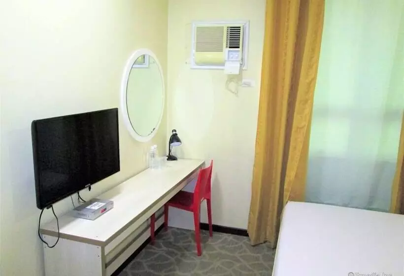 Hotel Marianne Suites