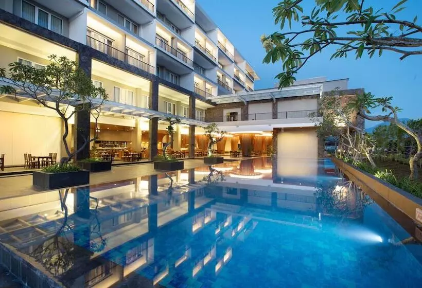 酒店 Santika Banyuwangi