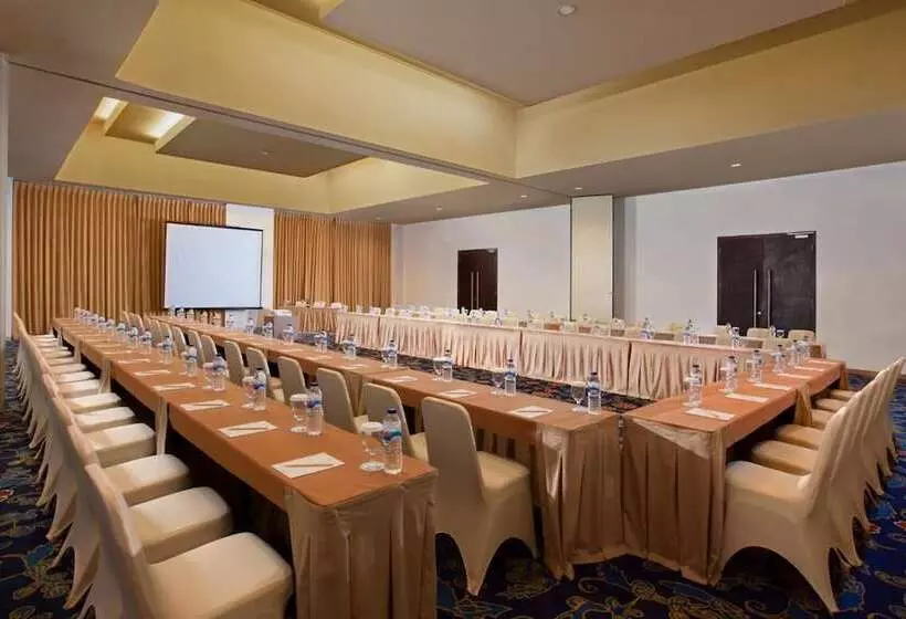 酒店 Santika Banyuwangi