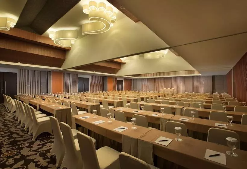 酒店 Santika Banyuwangi