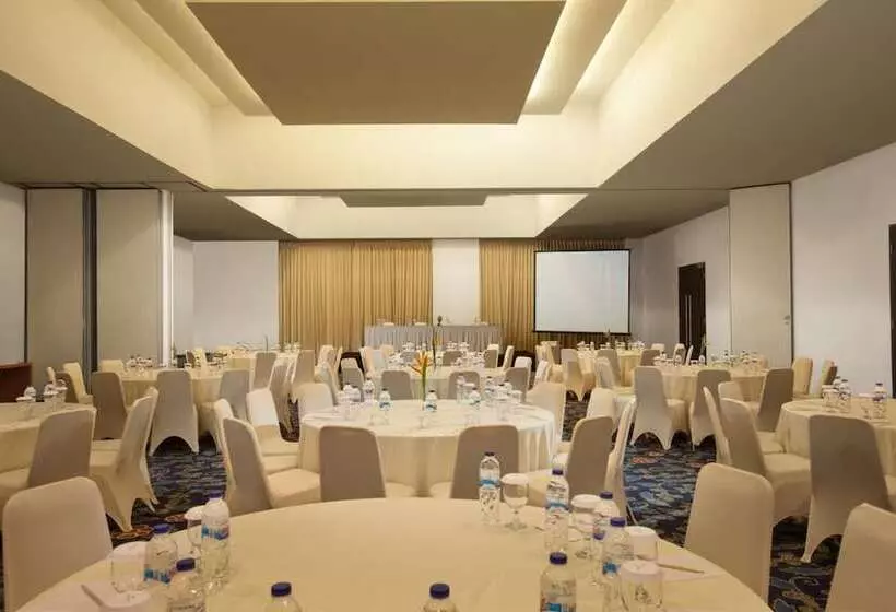 酒店 Santika Banyuwangi