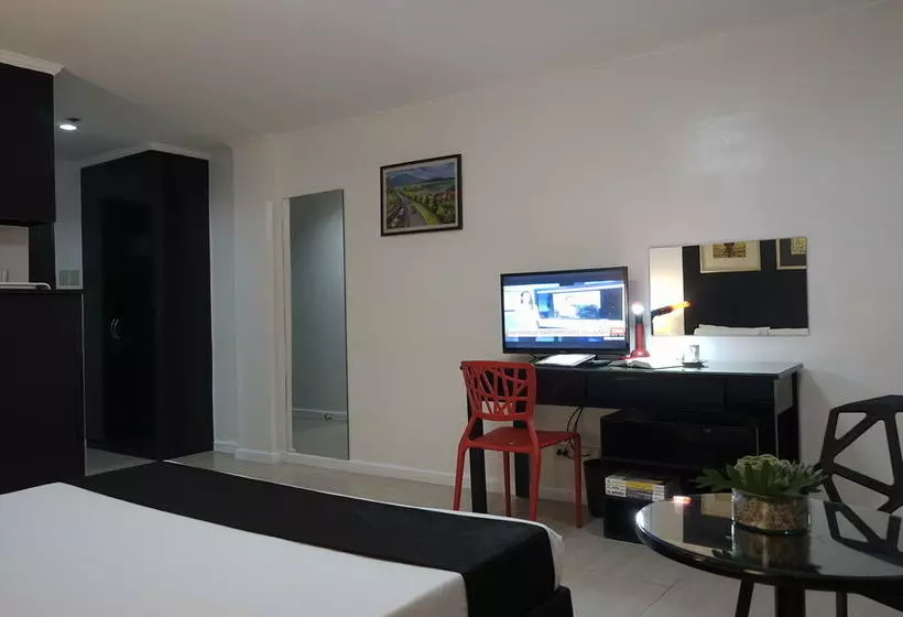 Отель The Contemporary