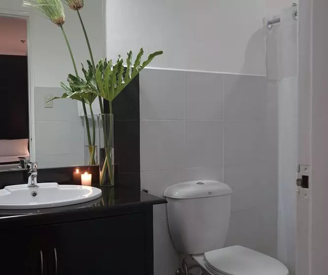 Отель The Contemporary