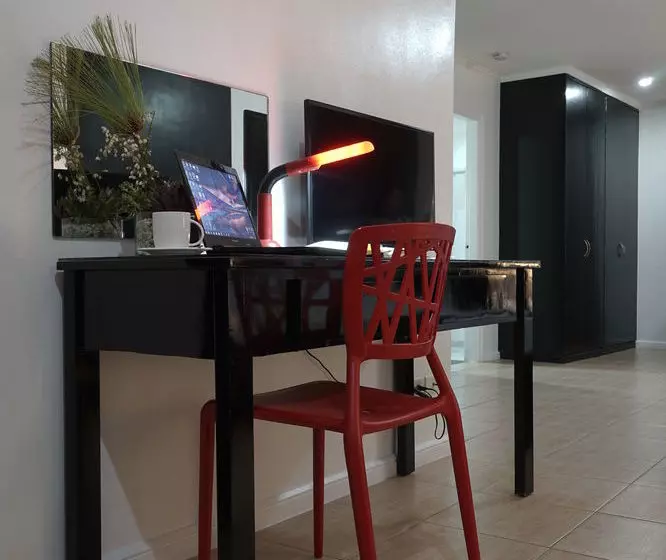 Отель The Contemporary