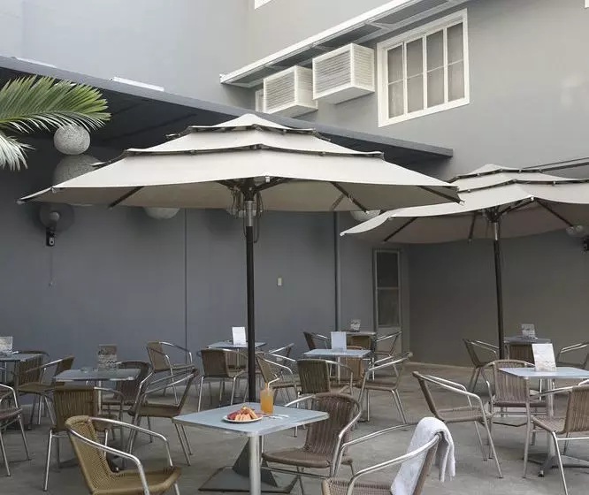 Отель The Contemporary