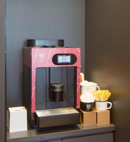 בית מלון כפרי The Royal Park Canvas Nagoya