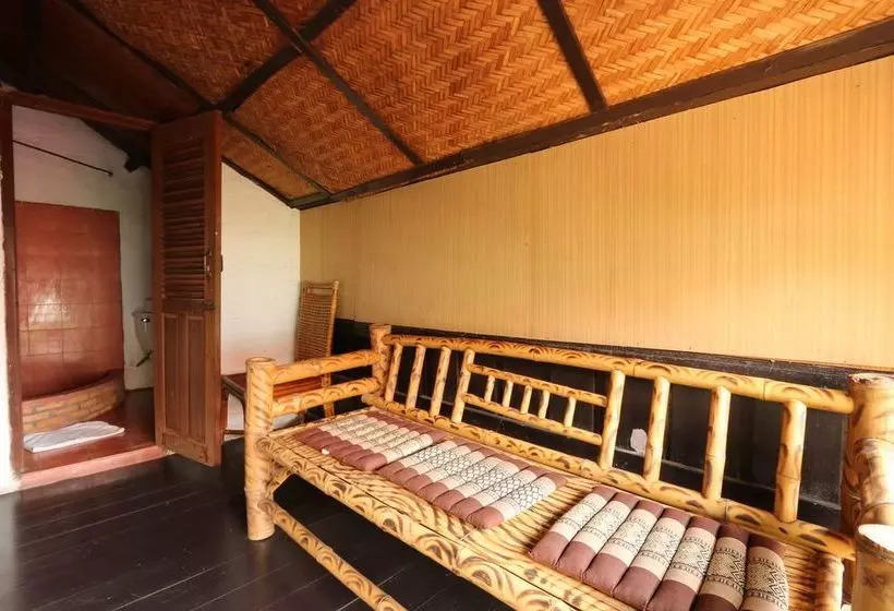 Hotelli Villa Lao