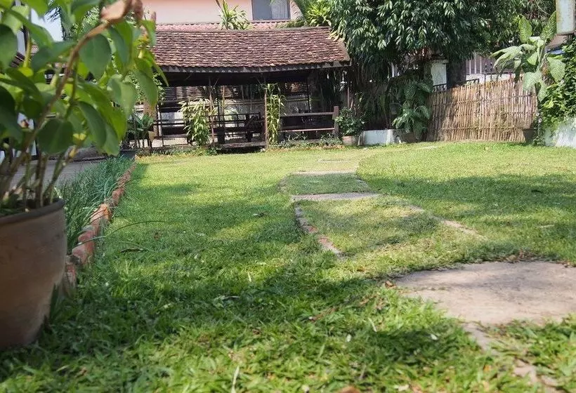 Hotelli Villa Lao