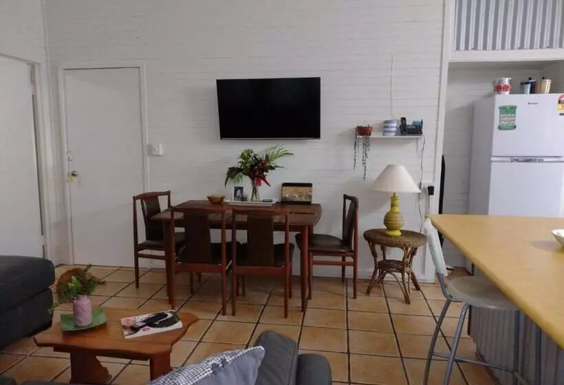 モーテル Bargara Gardens Boutique Villas