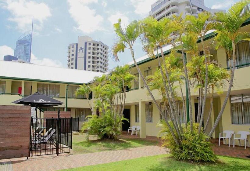 Darcy Arms Hotel Motel