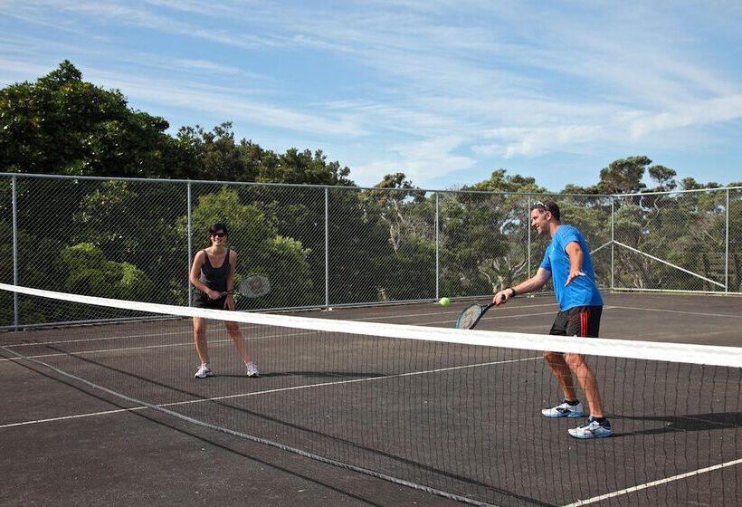 Pacific Rendezvous Resort