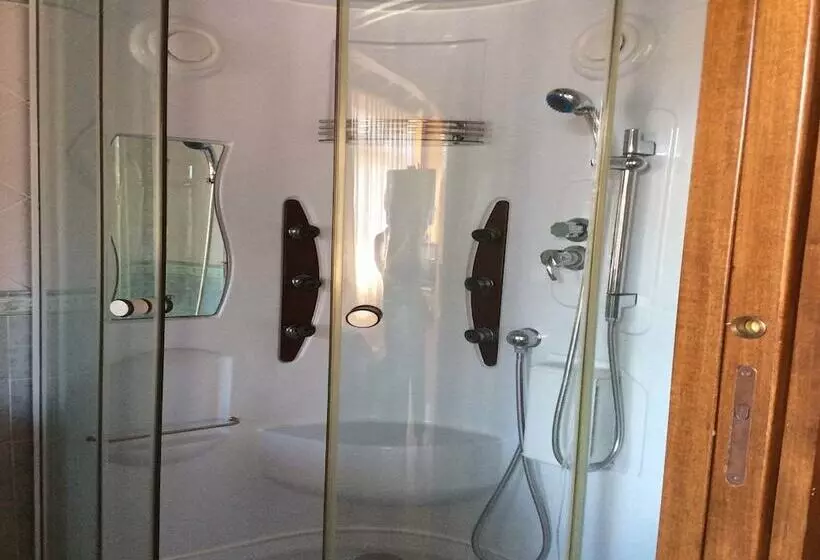 پانسیون Case Corona