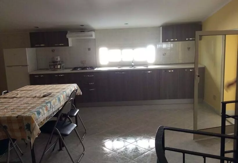 پانسیون Case Corona