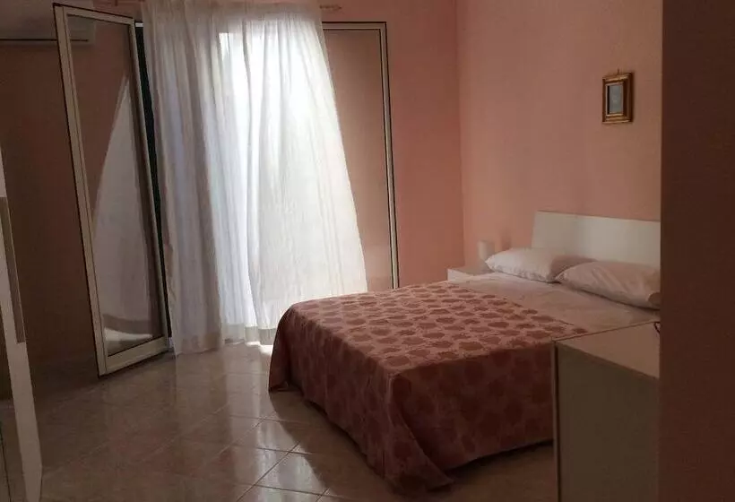 پانسیون Case Corona