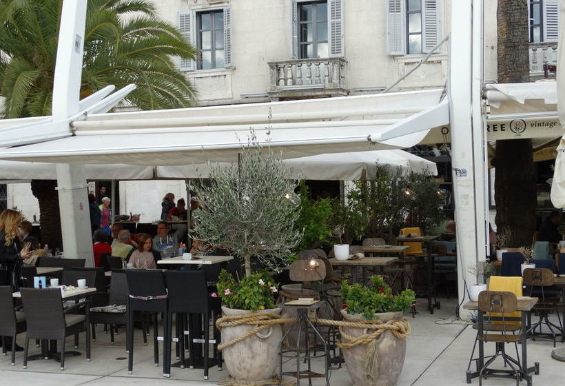 Pensió Guesthouse Pjaceta