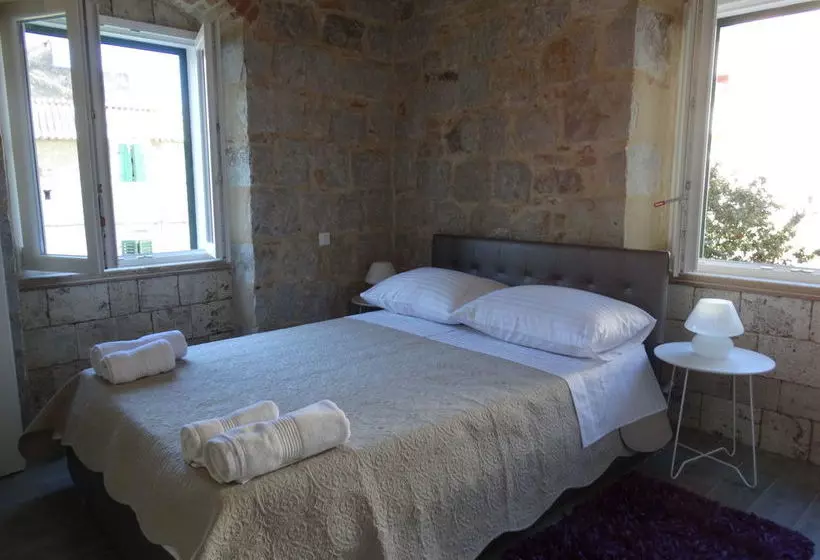 Pensão Guesthouse Pjaceta