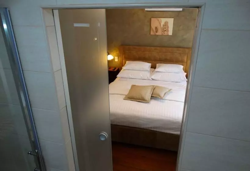 Pensão Guesthouse Pjaceta