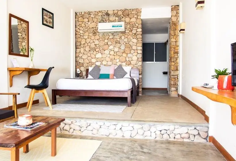 Saravoan Hotel Kep