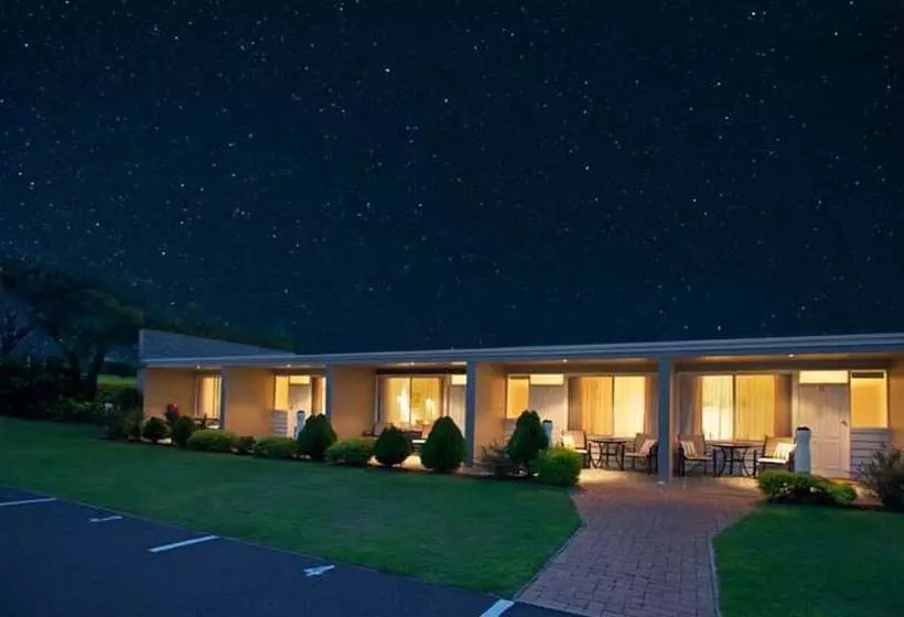 Sorrento Beach Motel