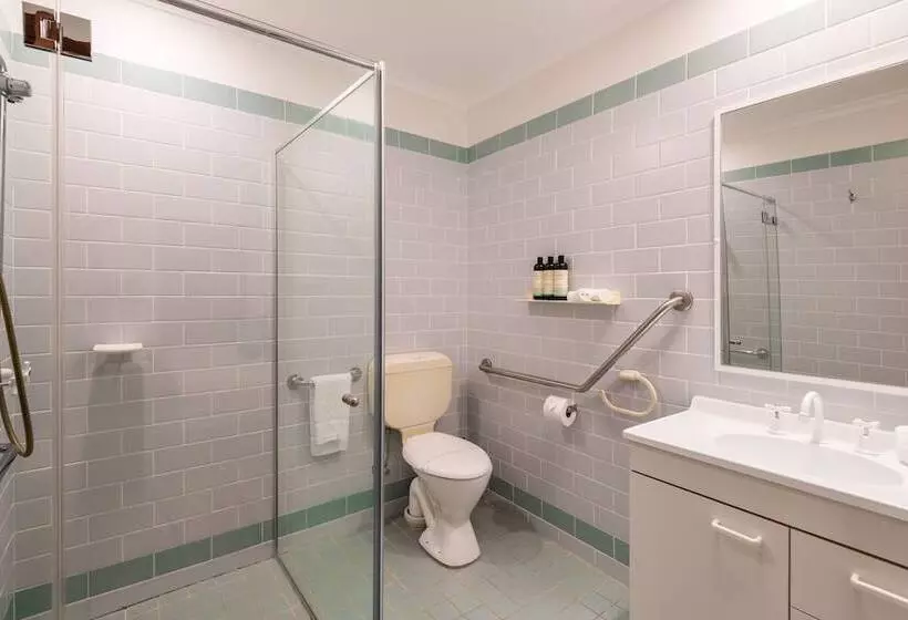 Bay And Bush, Jervis Bay