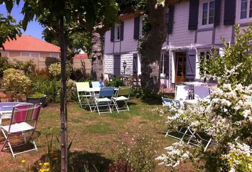 Bed and Breakfast Entre Mer Et Pins