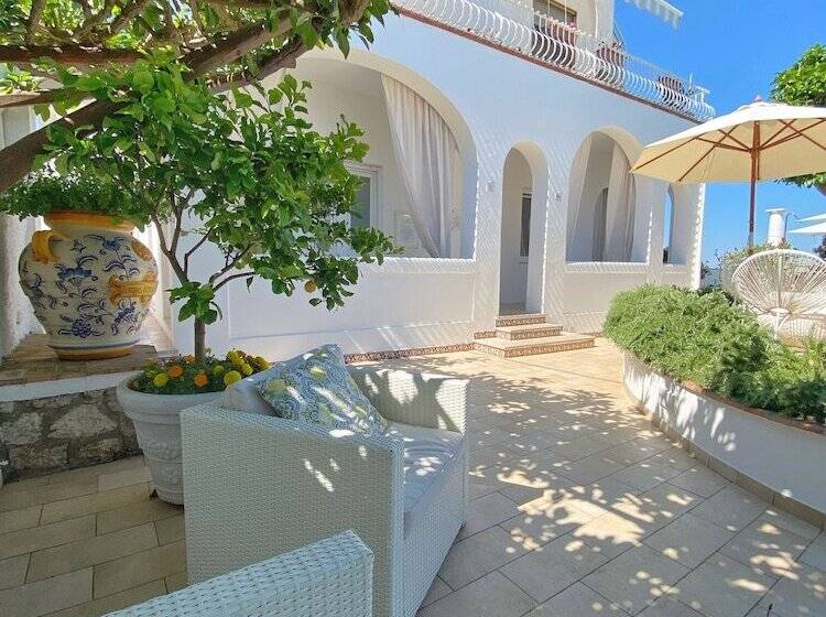 Bed and Breakfast La Giuliva Charming Rooms