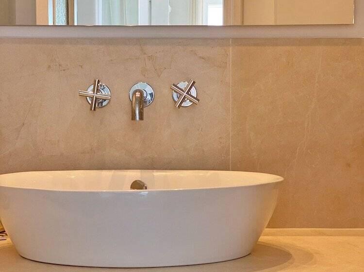 Bed and Breakfast La Giuliva Charming Rooms