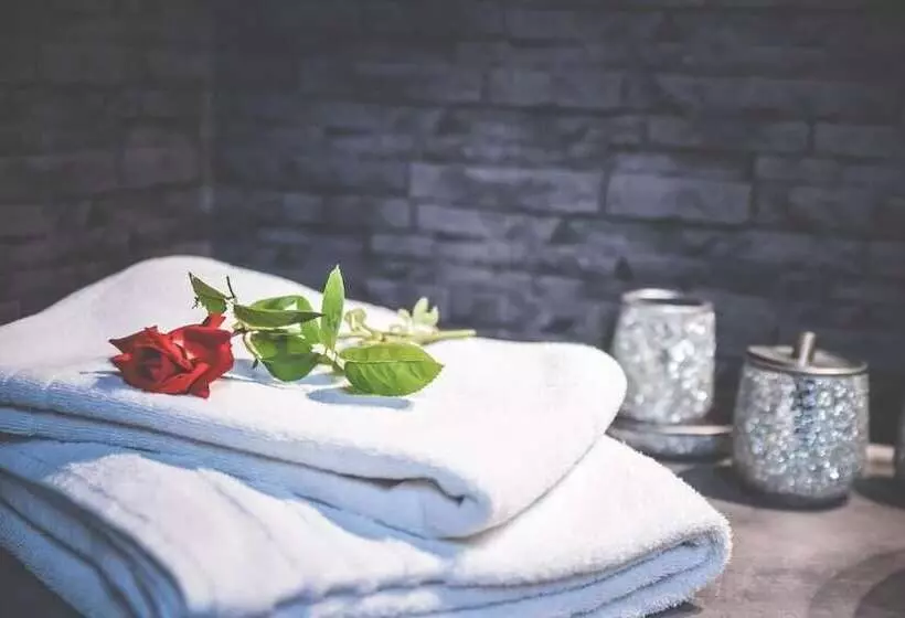 住宿加早餐 Les Roses De Montherlant