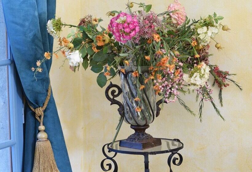 צימר Les Roses De Montherlant