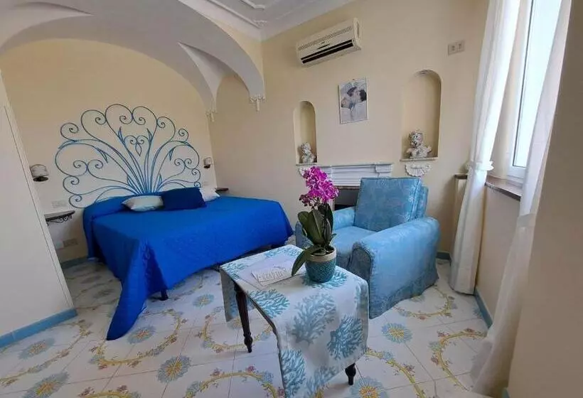 تختخواب و صبحانه Villa Mimosa