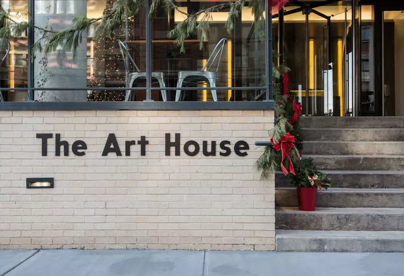 Dharma Home Suites At The Arts District