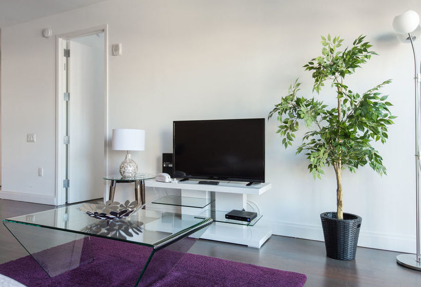 Dharma Home Suites At The Arts District