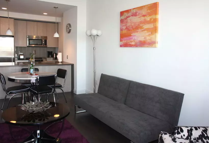 Dharma Home Suites At The Arts District