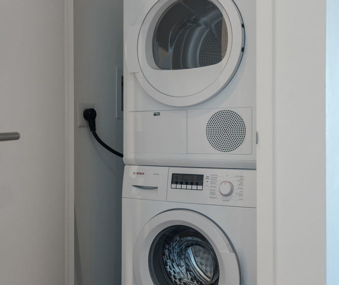 Dharma Home Suites At The Arts District