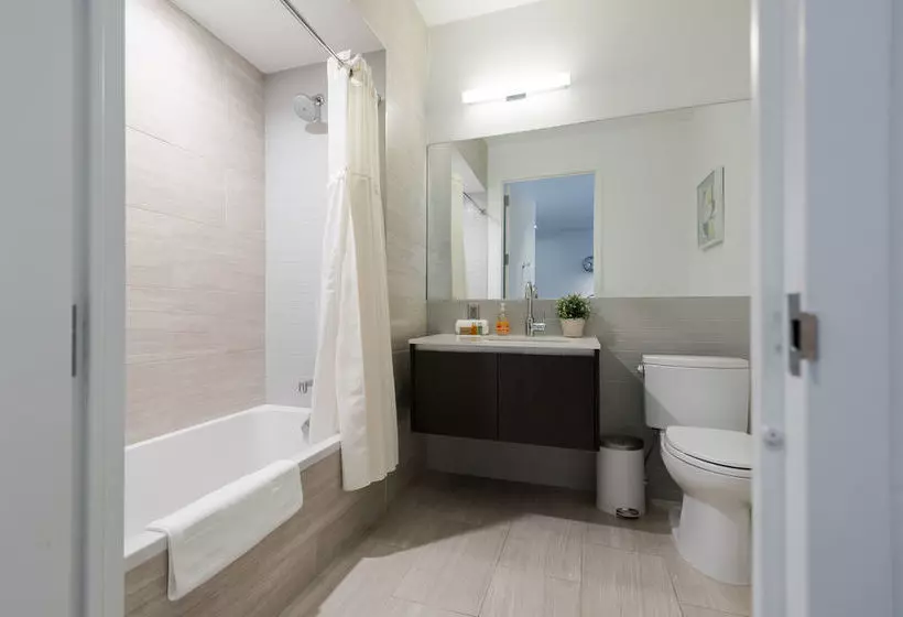 Dharma Home Suites At The Arts District