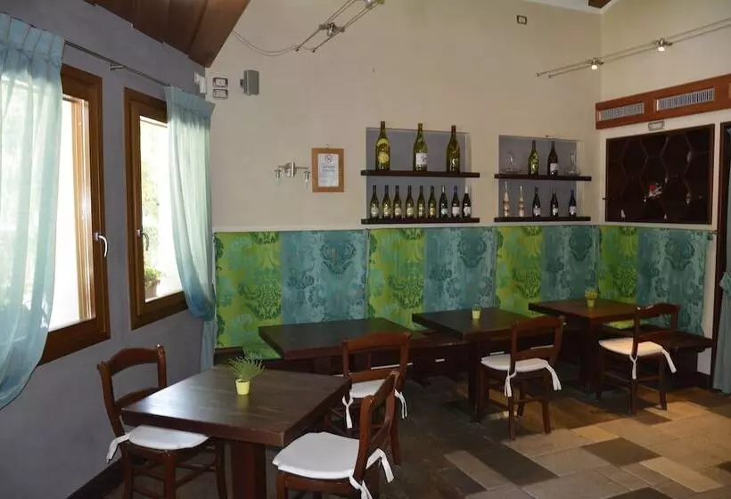 בית מלון כפרי Albergo Vinnaeria La Baita