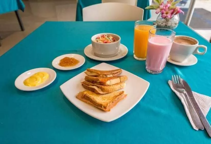 호텔 Altamar Cartagena