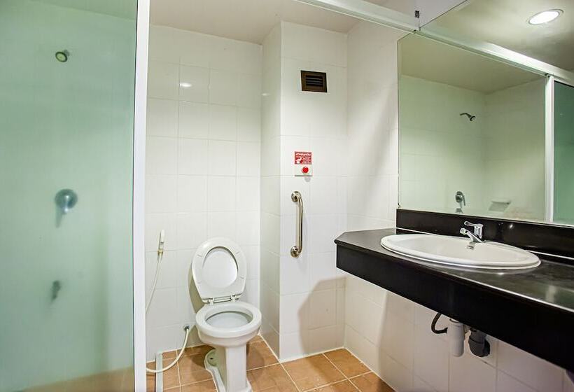 בית מלון כפרי Chudchada Place Hat Yai