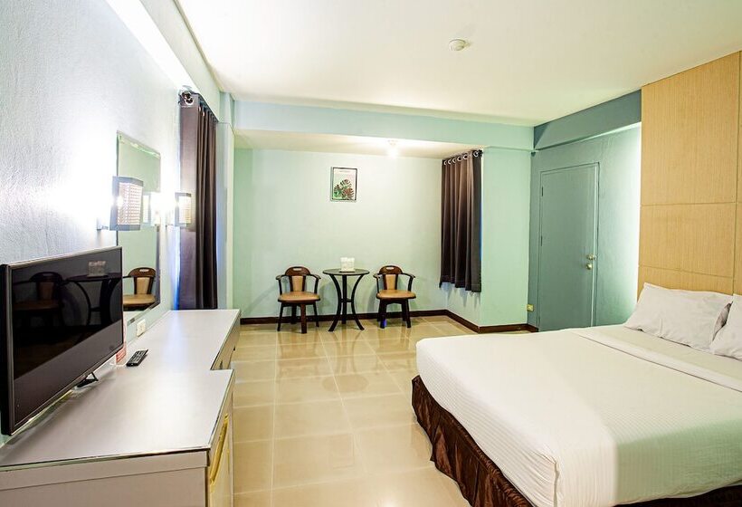 בית מלון כפרי Chudchada Place Hat Yai