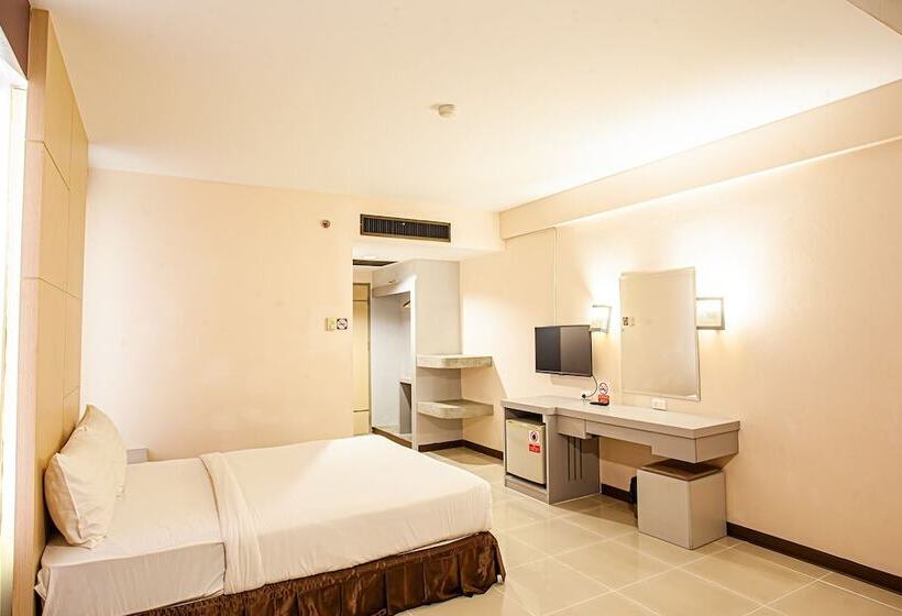 בית מלון כפרי Chudchada Place Hat Yai