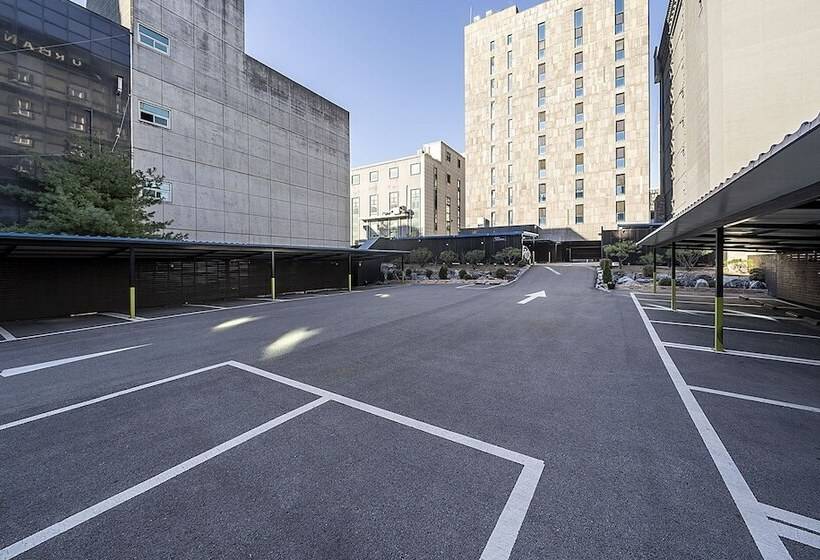 בית מלון כפרי Cheonan Zaza