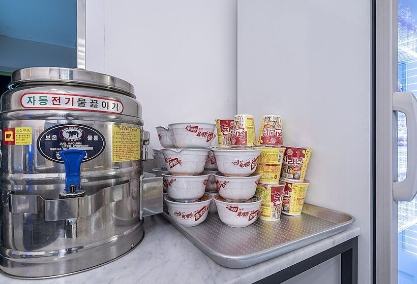 בית מלון כפרי Cheonan Zaza