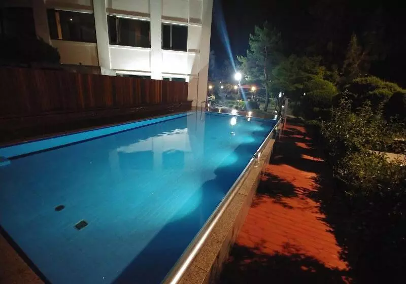 Hotelli Gyungpo Beach