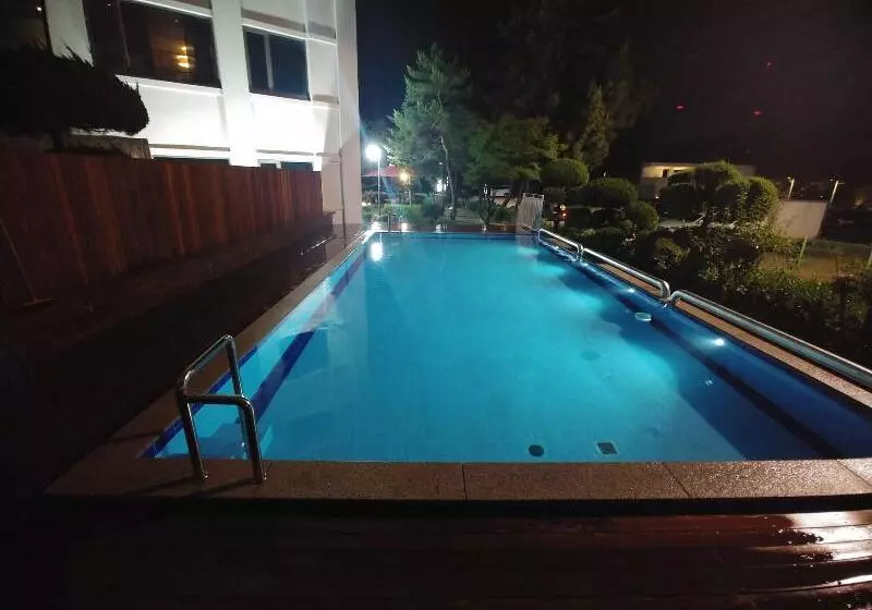 Hotelli Gyungpo Beach