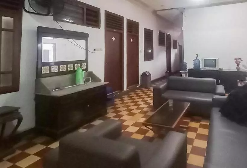 Hotel Malang Near Alun Alun Malang Redpartner