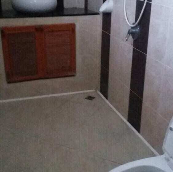 בית מלון כפרי Narnia Resort Pattaya 2